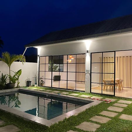 Allure Villa Cempaka Private Pool Куантан Екстериор снимка