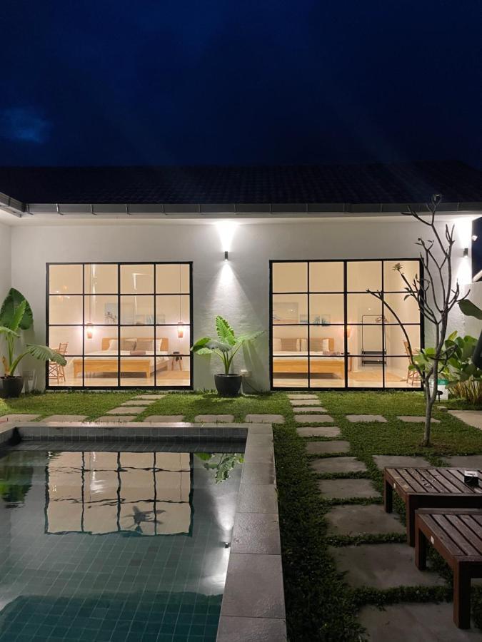 Allure Villa Cempaka Private Pool Куантан Екстериор снимка